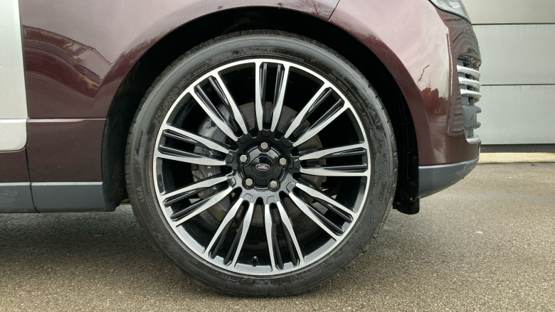 Land Rover Range Rover 2.0 P400e Vogue 4dr Auto Estate